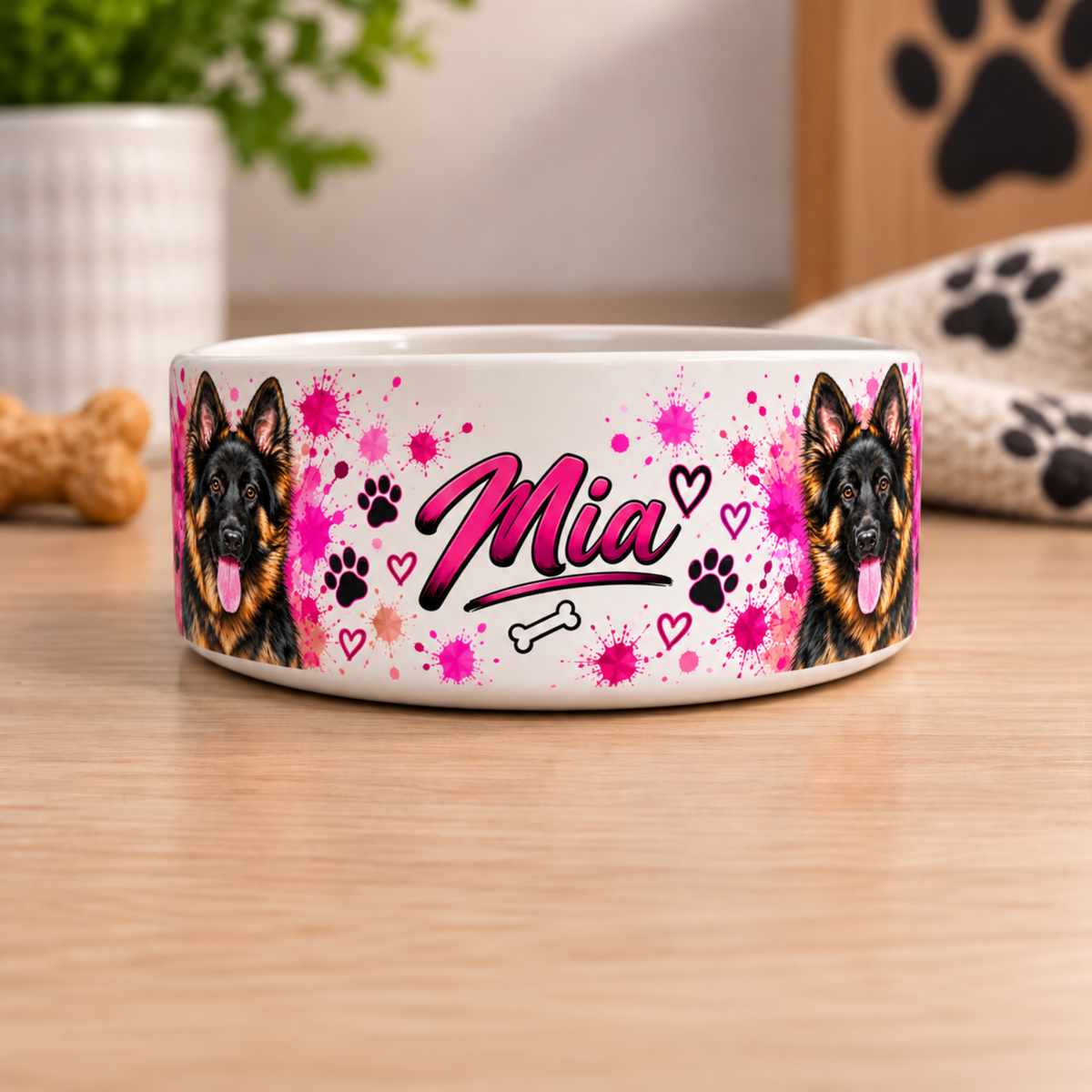 Gamelle personnalisée pour chien avec photo et prénom Mia, design rose avec pattes et cœurs