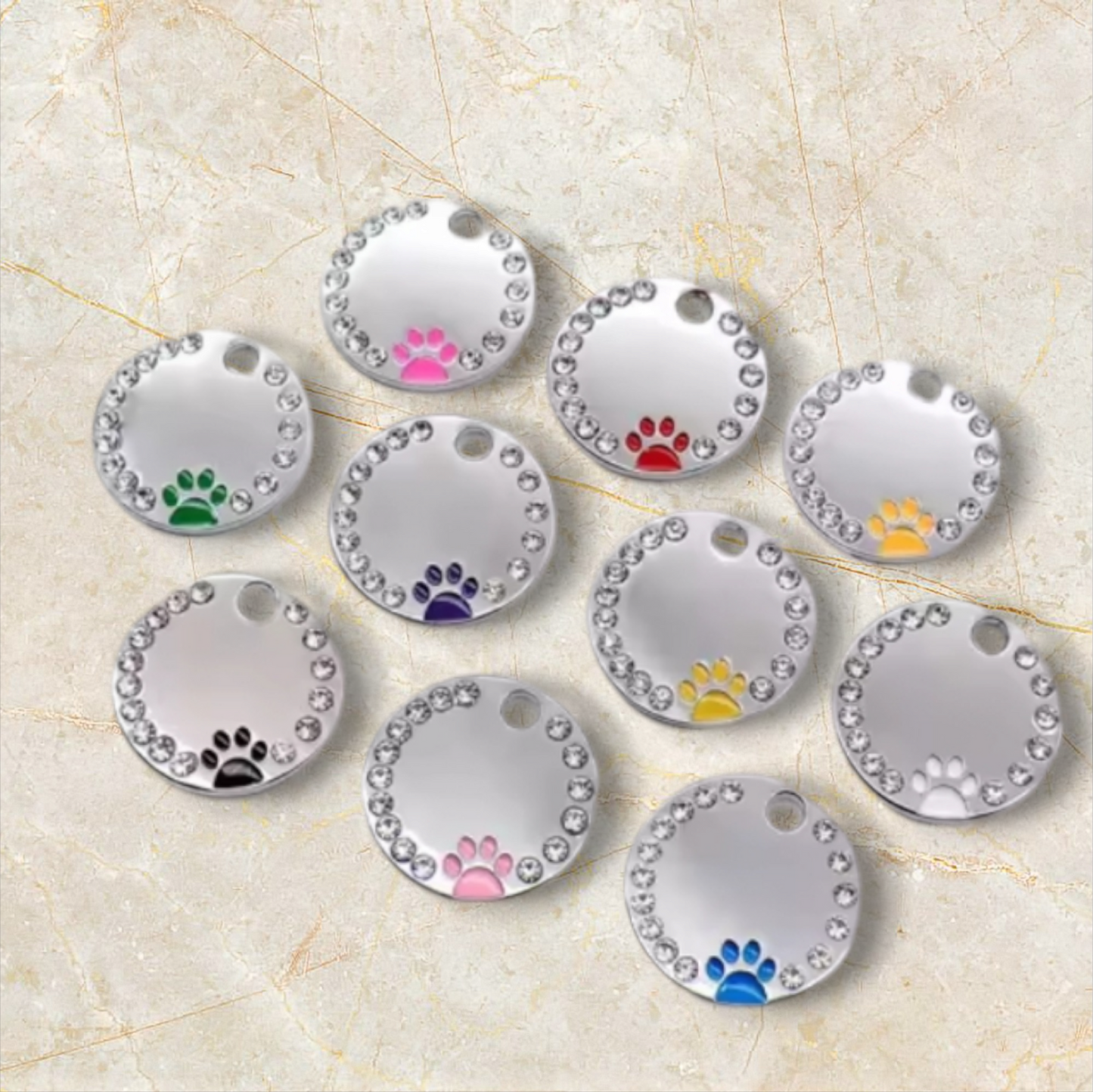 Médaille d'identification ronde ornée de strass