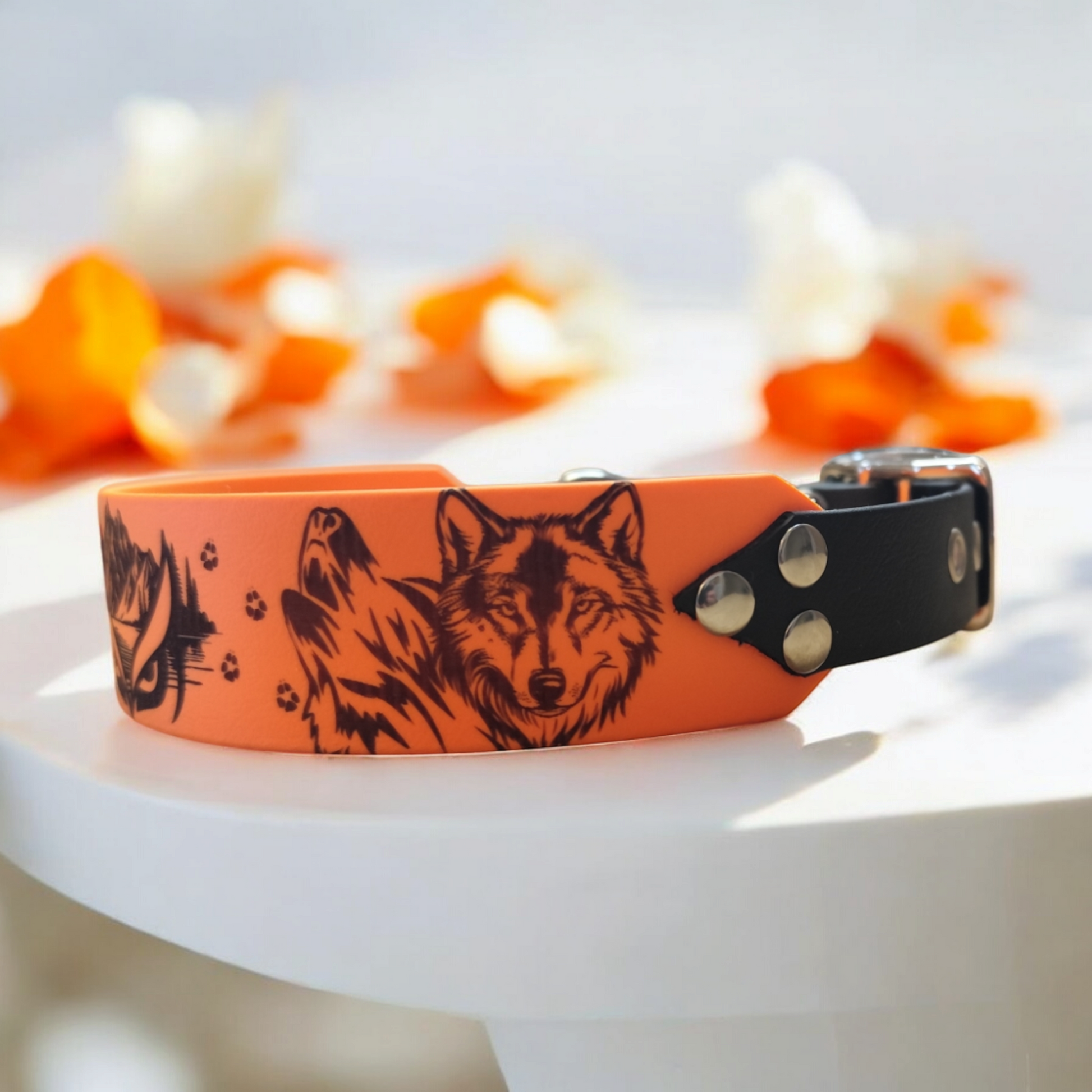 collier pour chien avec motif de loup 
